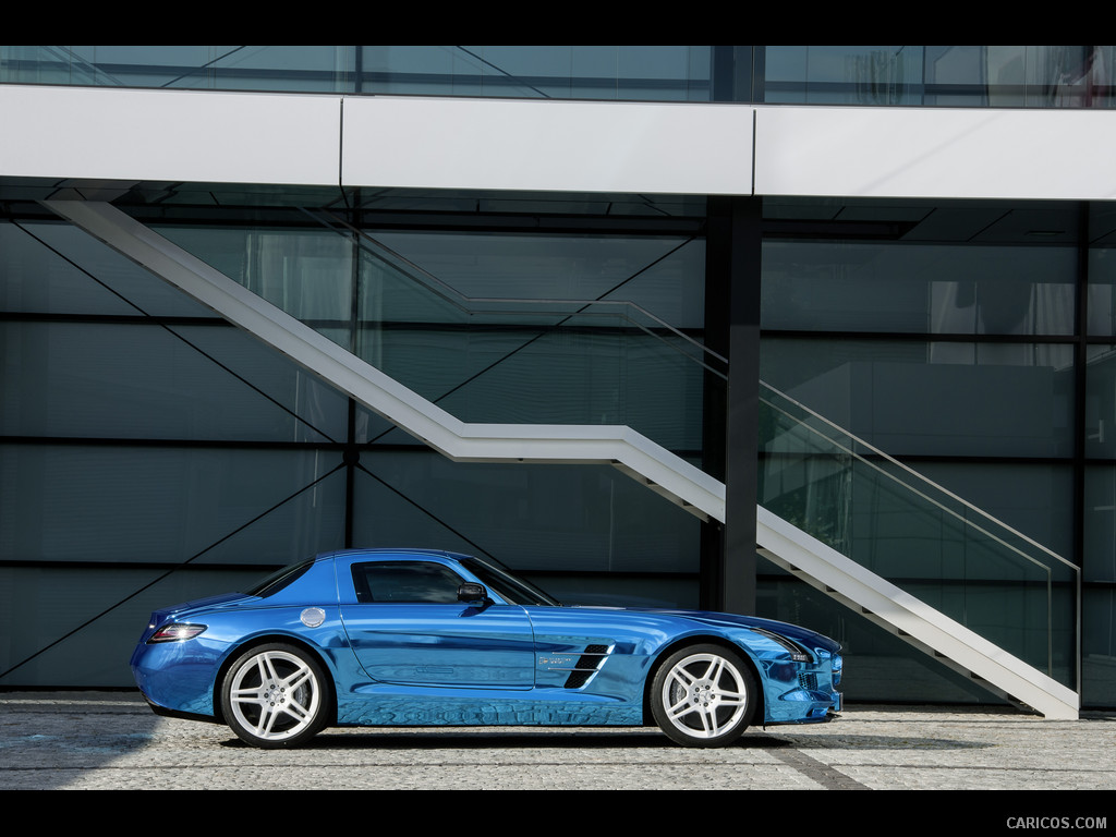 2014 Mercedes-Benz SLS AMG Coupe Electric Drive  - Side