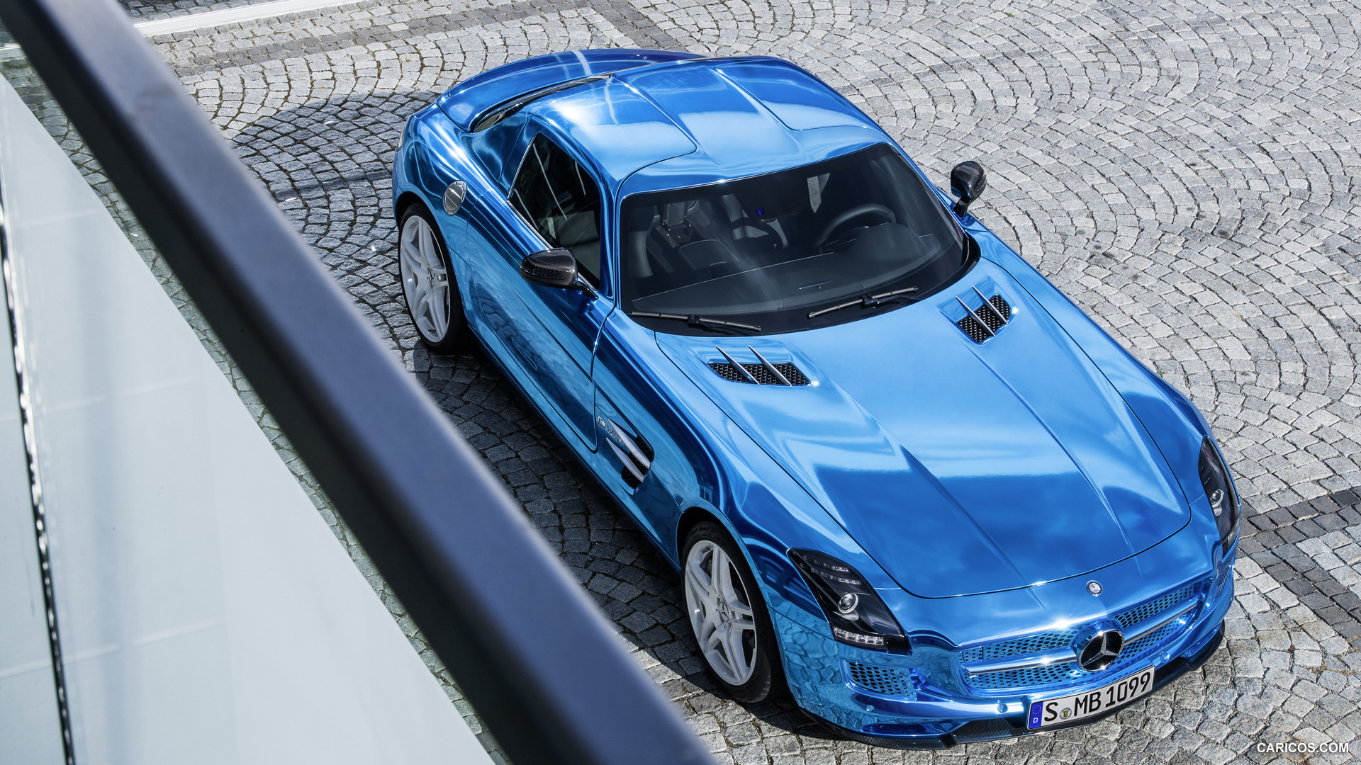 2014 Mercedes-Benz SLS AMG Coupe Electric Drive  - Top, #23 of 47