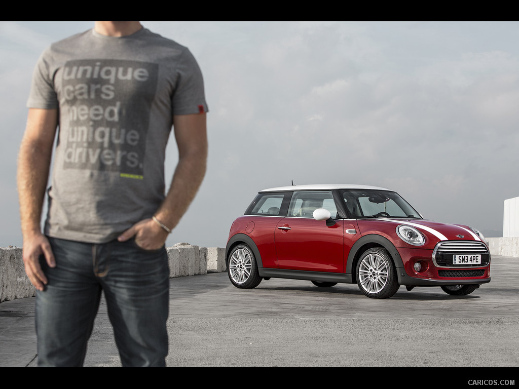 2015 MINI Cooper  - Side