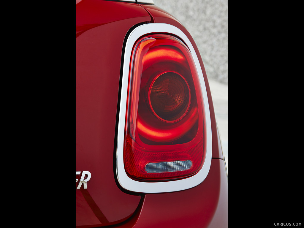 2015 MINI Cooper  - Tail Light