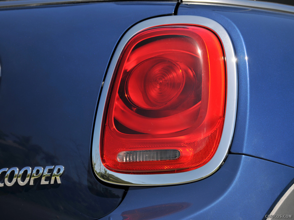 2015 MINI Cooper  - Tail Light