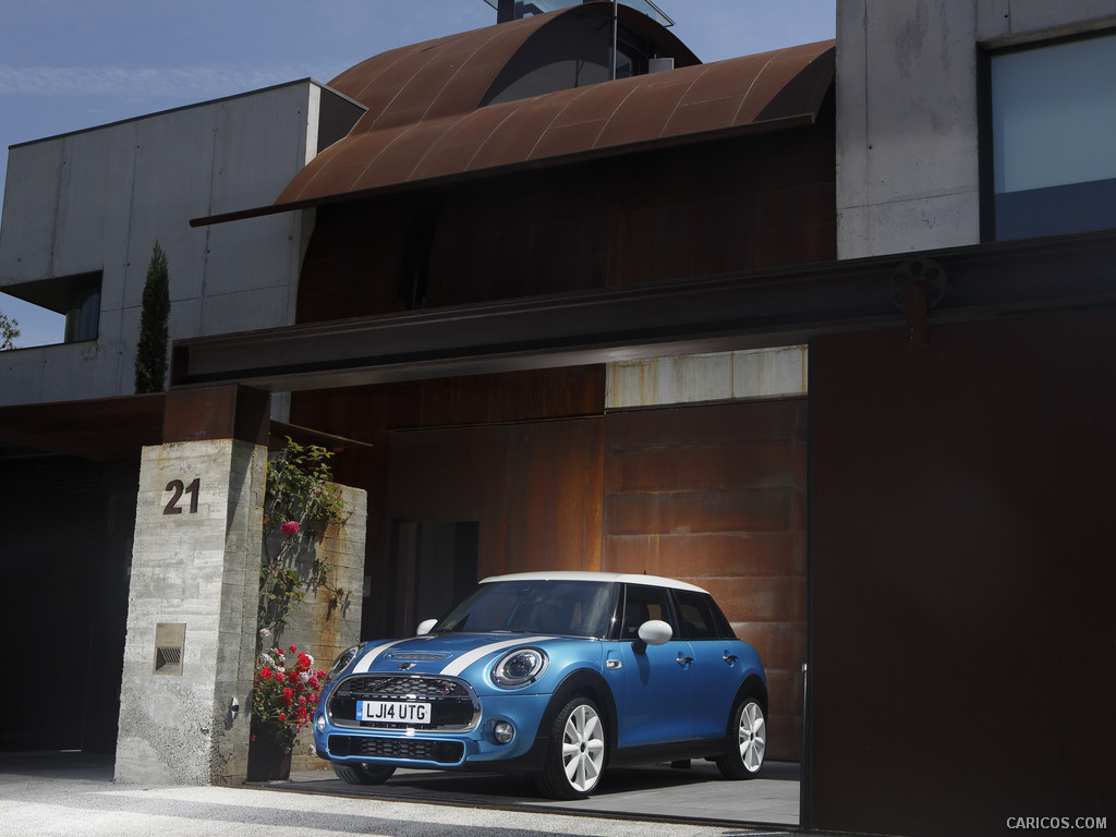 2015 MINI Cooper 5-Door  - Front