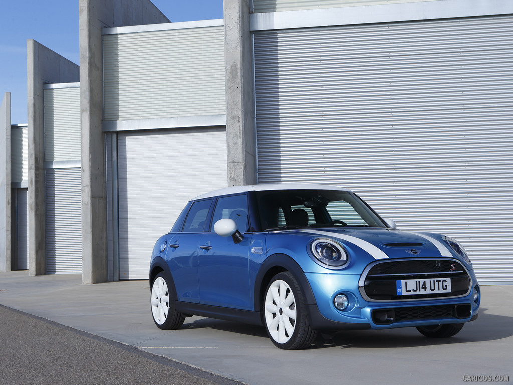 2015 MINI Cooper 5-Door  - Front