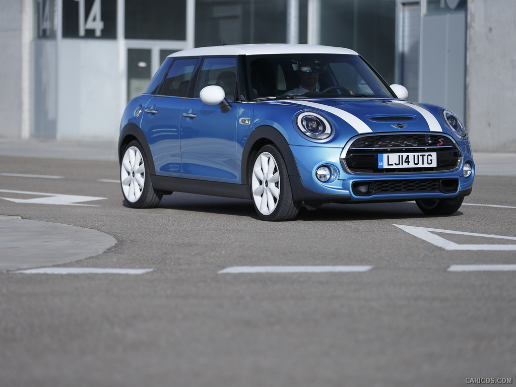 2015 MINI Cooper 5-Door  - Front