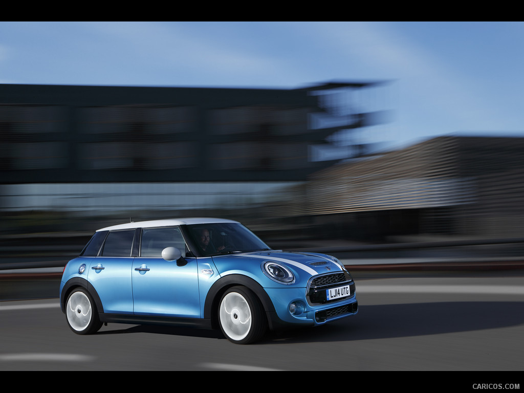 2015 MINI Cooper 5-Door  - Side