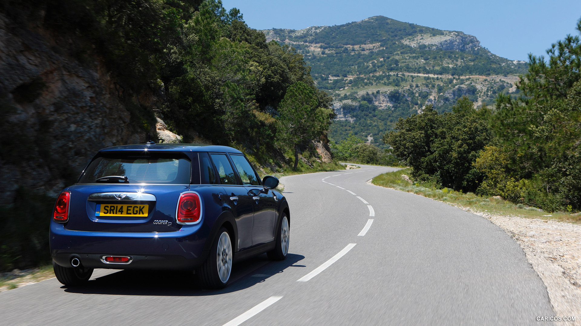 2015 MINI Cooper D 5-Door  - Rear, #115 of 179