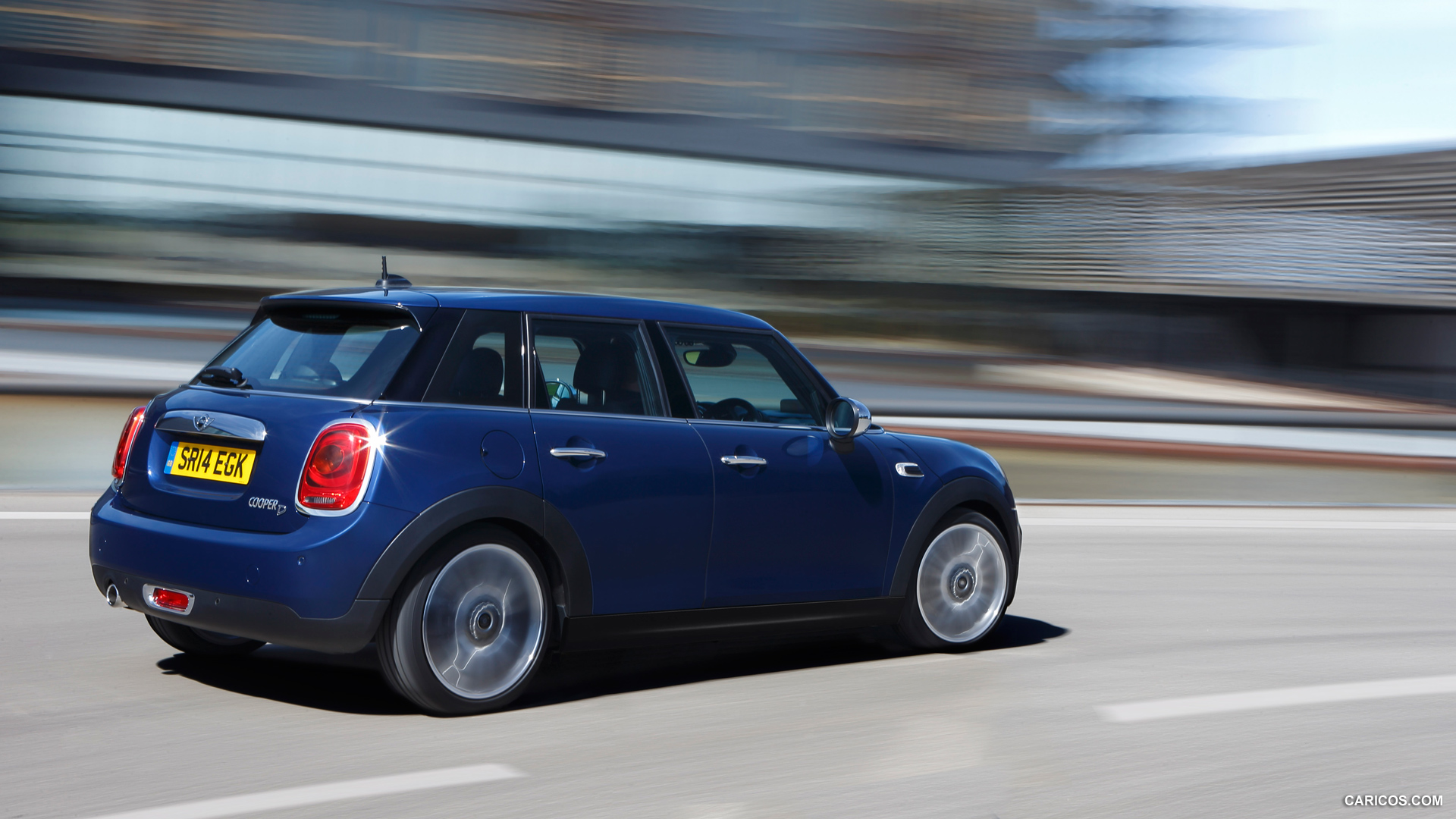 2015 MINI Cooper D 5-Door  - Rear, #148 of 179