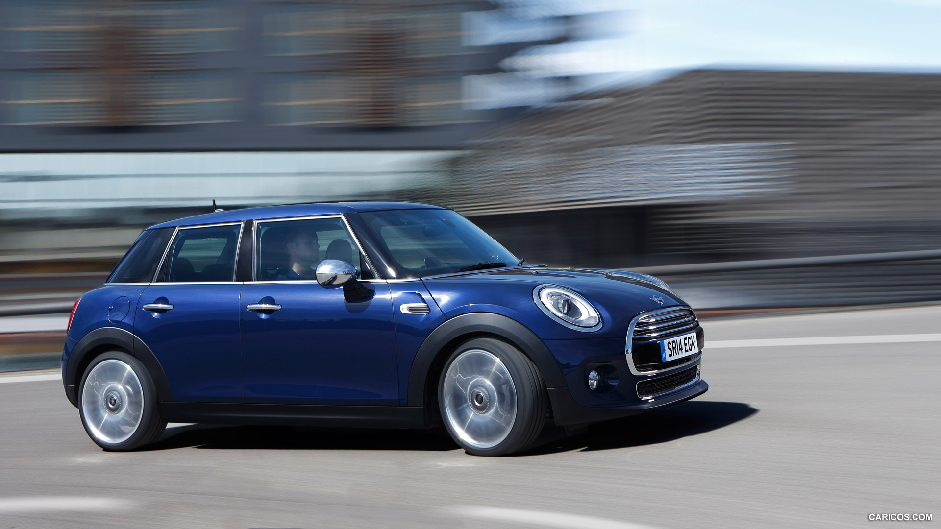 2015 MINI Cooper D 5-Door  - Side, #149 of 179