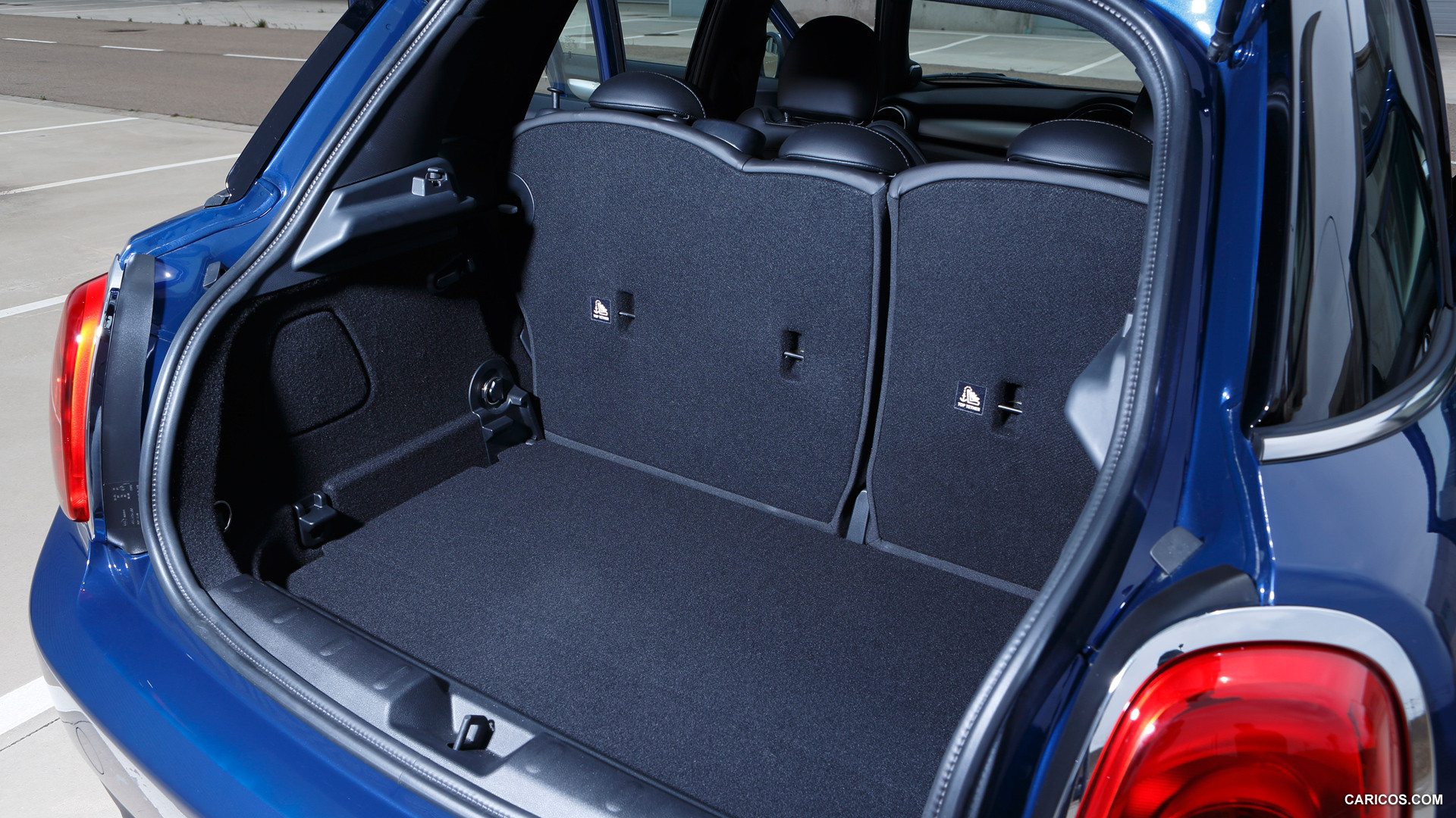 2015 MINI Cooper D 5-Door  - Trunk, #131 of 179