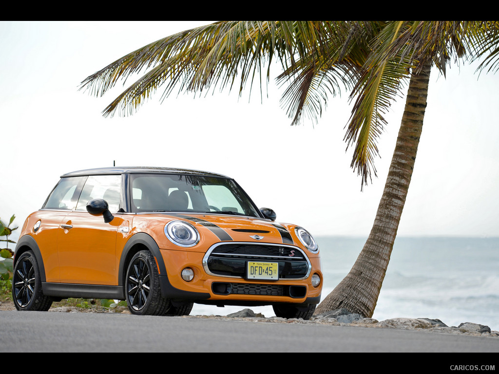 2015 MINI Cooper S (Yellow) - Front