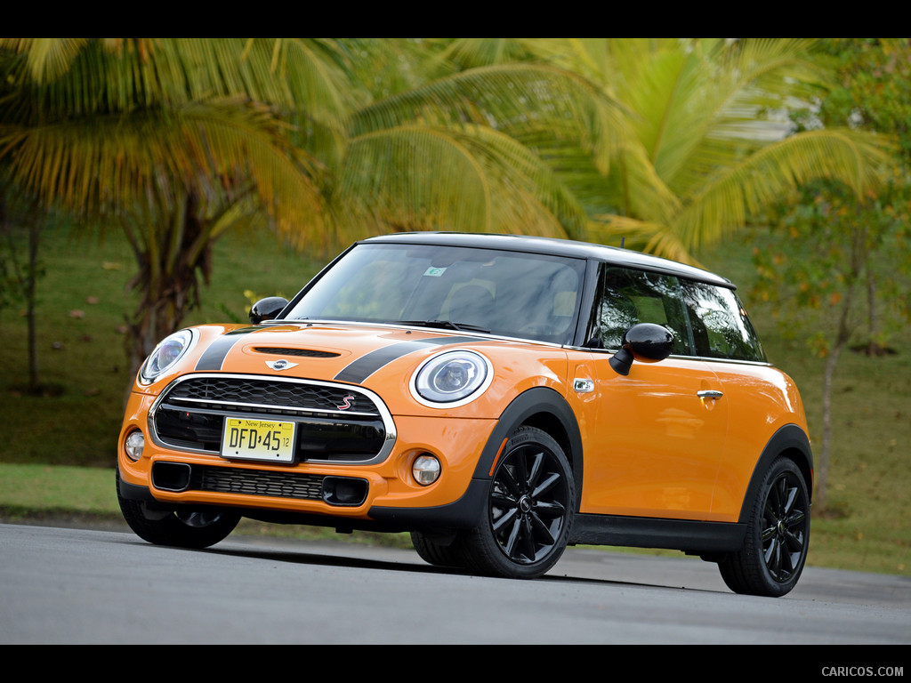 2015 MINI Cooper S (Yellow) - Front