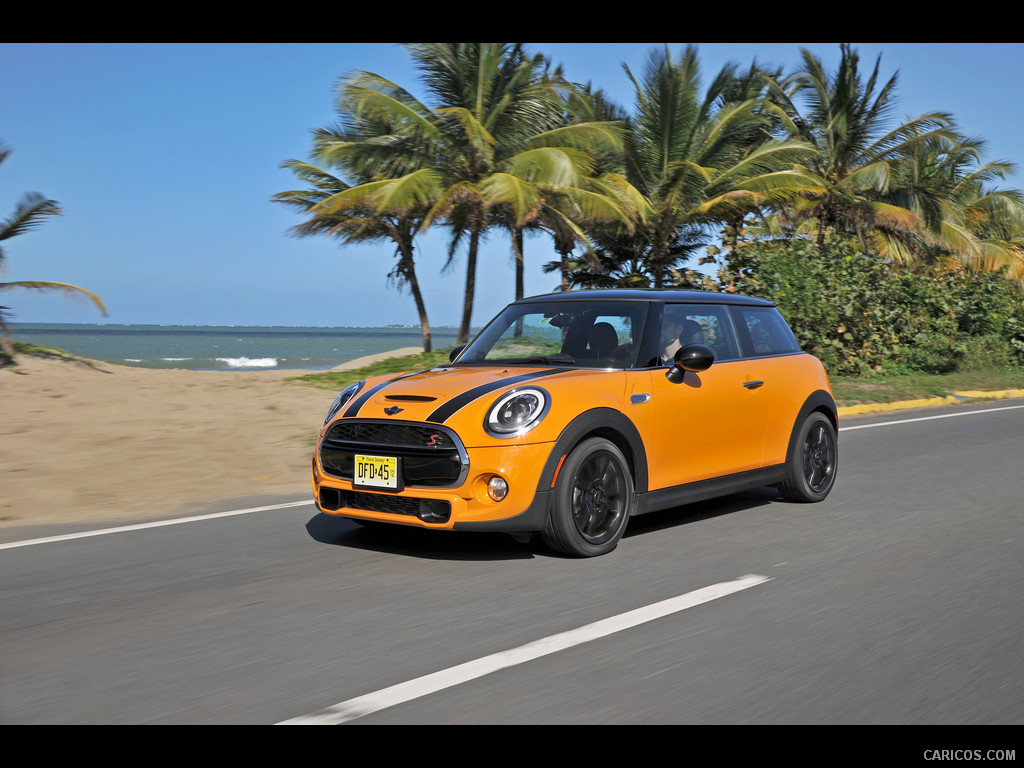 2015 MINI Cooper S (Yellow) - Front