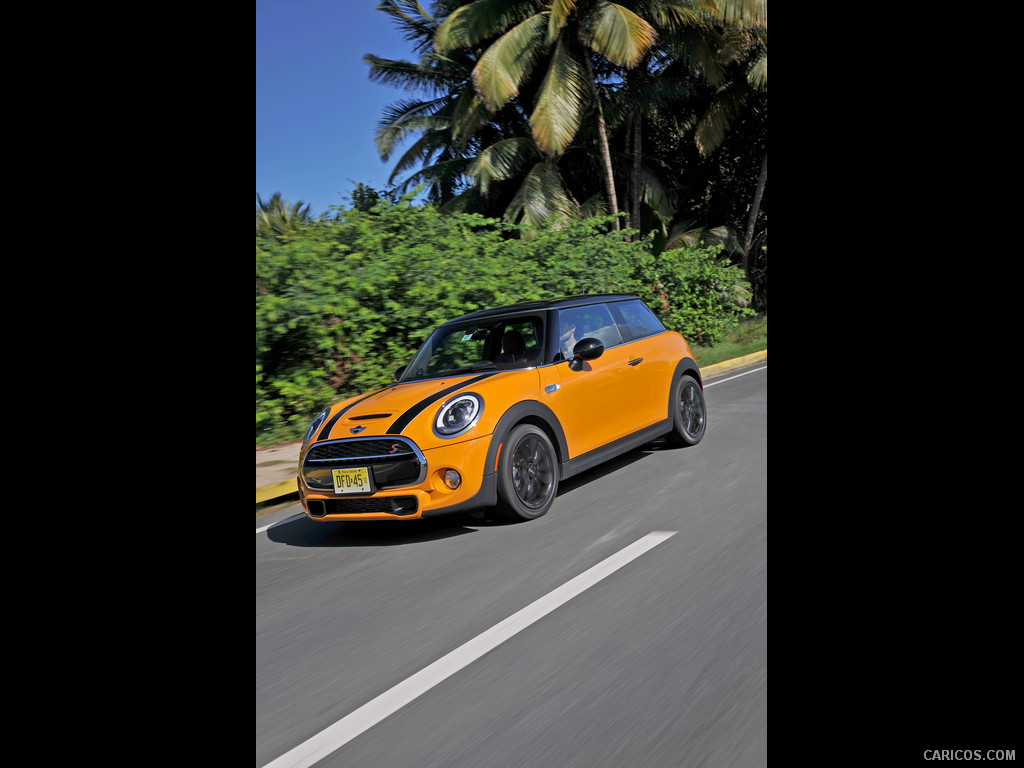 2015 MINI Cooper S (Yellow) - Front