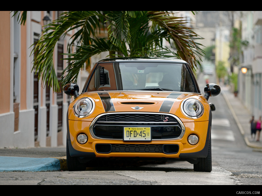 2015 MINI Cooper S (Yellow) - Front