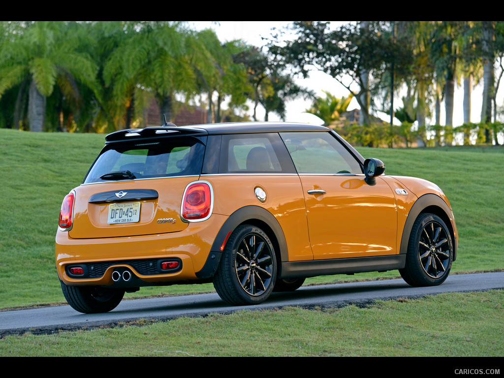 2015 MINI Cooper S (Yellow) - Rear