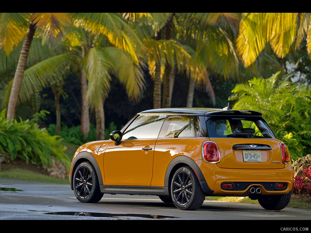 2015 MINI Cooper S (Yellow) - Rear