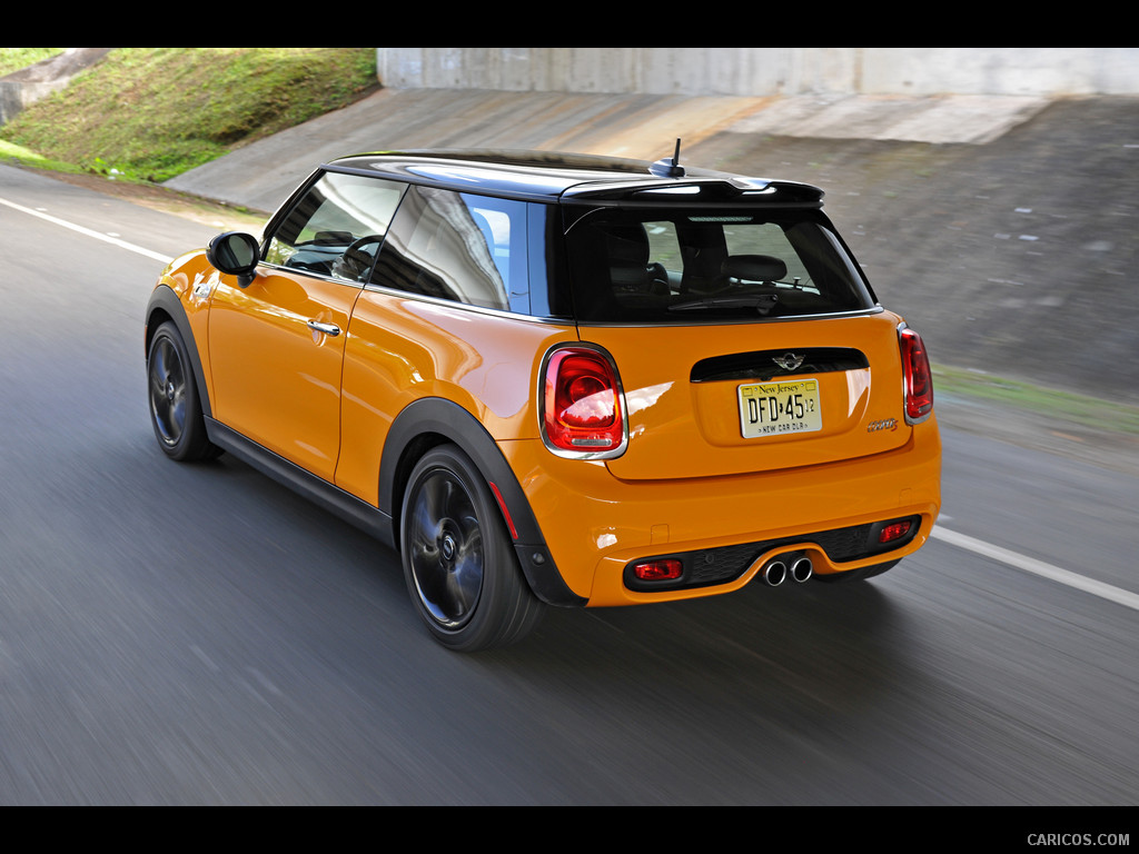 2015 MINI Cooper S (Yellow) - Rear