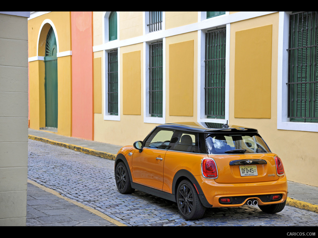 2015 MINI Cooper S (Yellow) - Rear