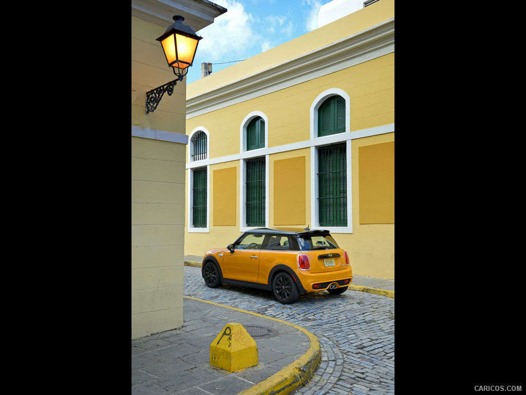 2015 MINI Cooper S (Yellow) - Rear