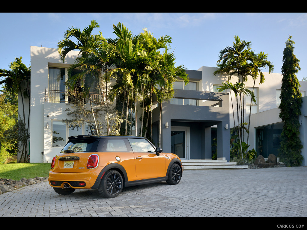 2015 MINI Cooper S (Yellow) - Rear