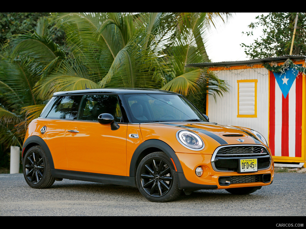 2015 MINI Cooper S (Yellow) - Side