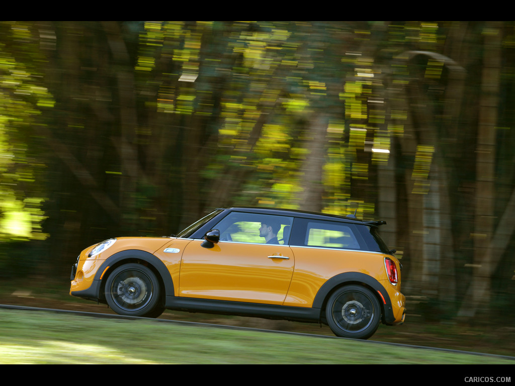 2015 MINI Cooper S (Yellow) - Side