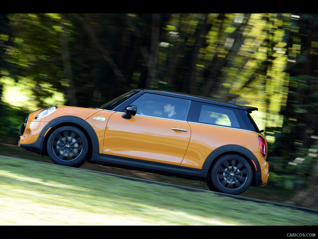 2015 MINI Cooper S (Yellow) - Side