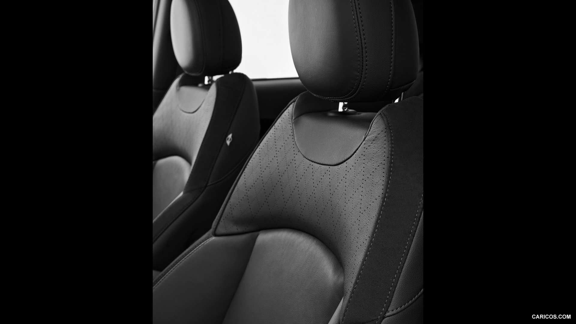 2015 MINI Cooper S  - Interior Detail, #92 of 274