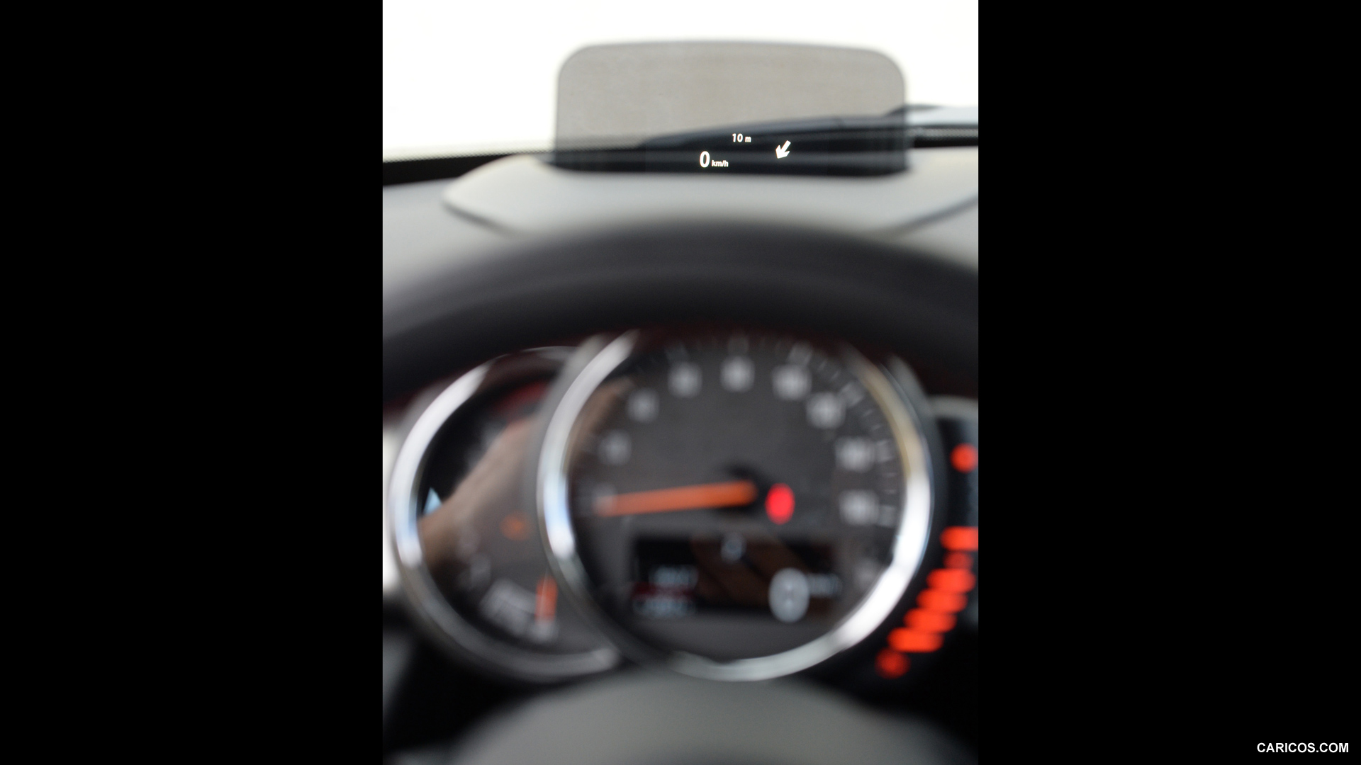 2015 MINI Cooper S - Heads-Up Display - Interior Detail, #243 of 274