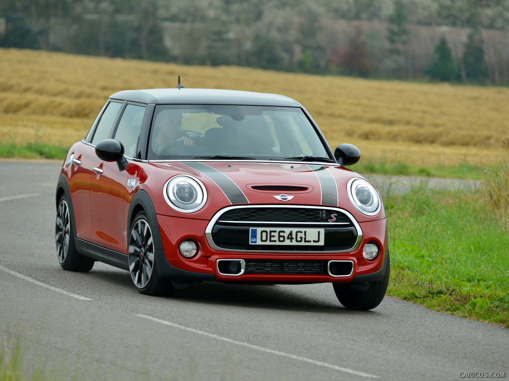 2015 MINI Cooper S 5-Door  - Front