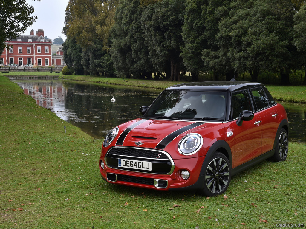 2015 MINI Cooper S 5-Door  - Front