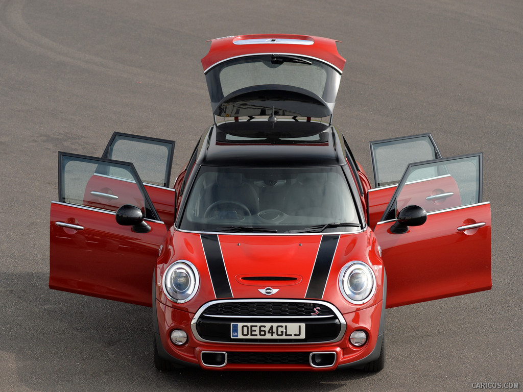 2015 MINI Cooper S 5-Door  - Front