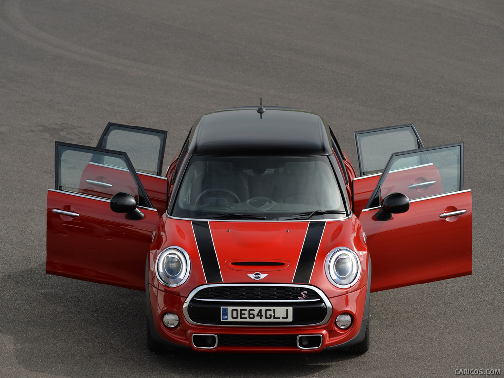 2015 MINI Cooper S 5-Door  - Front