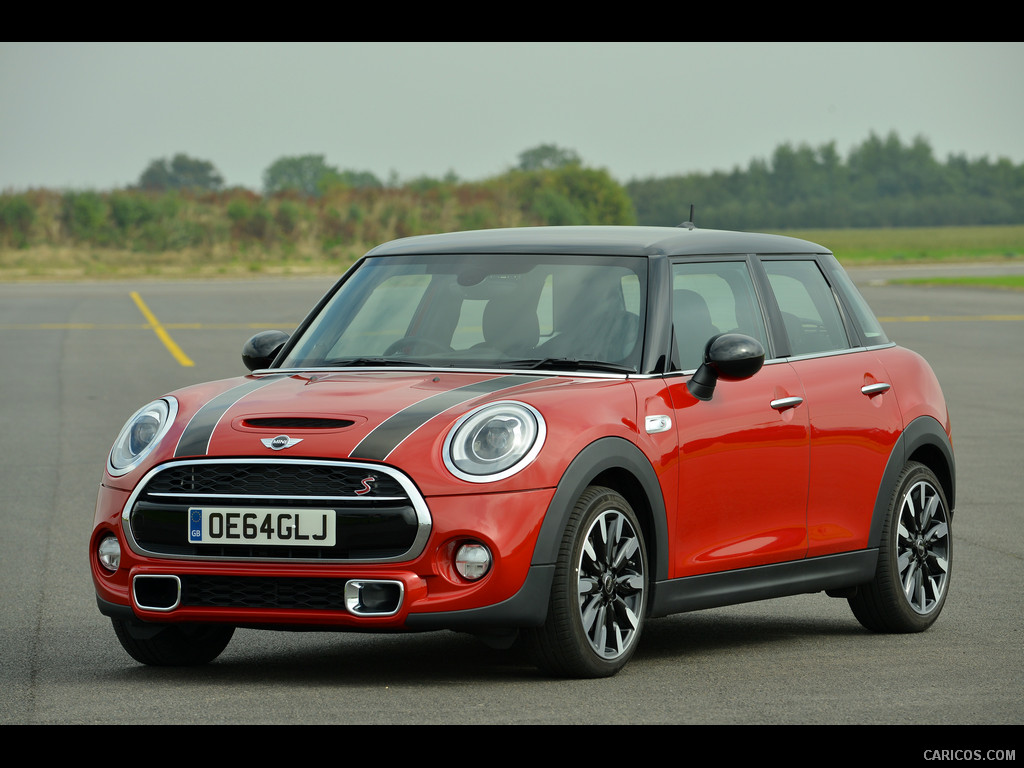 2015 MINI Cooper S 5-Door  - Front