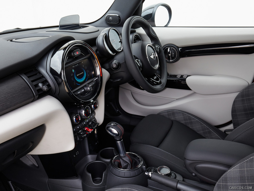 2015 MINI Cooper S 5-Door  - Interior