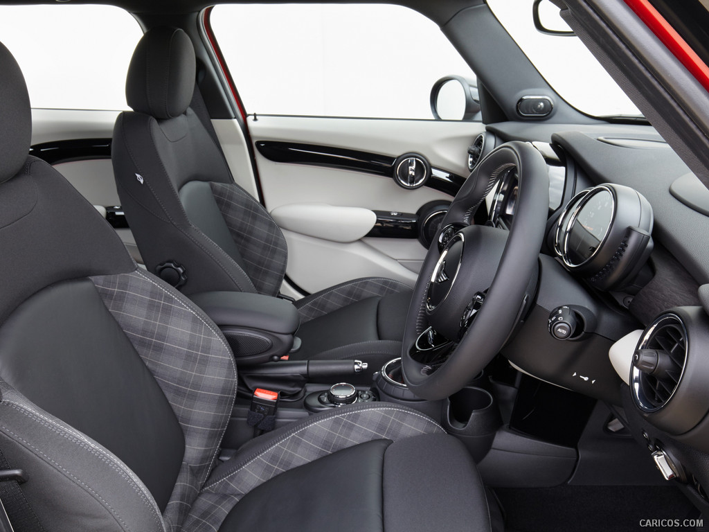 2015 MINI Cooper S 5-Door  - Interior