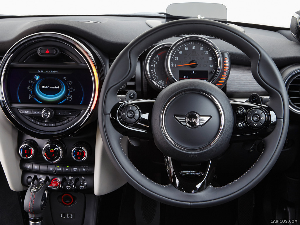 2015 MINI Cooper S 5-Door  - Interior