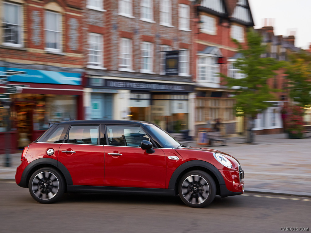 2015 MINI Cooper S 5-Door  - Side