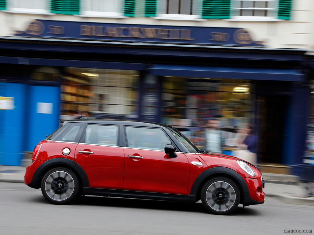 2015 MINI Cooper S 5-Door  - Side