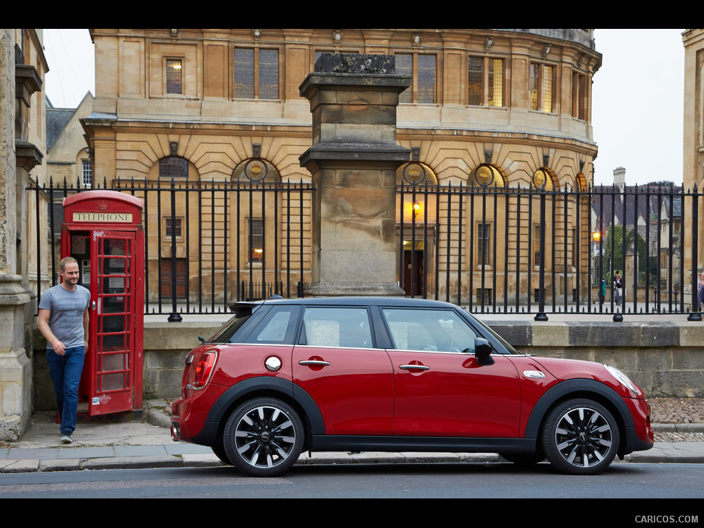 2015 MINI Cooper S 5-Door  - Side