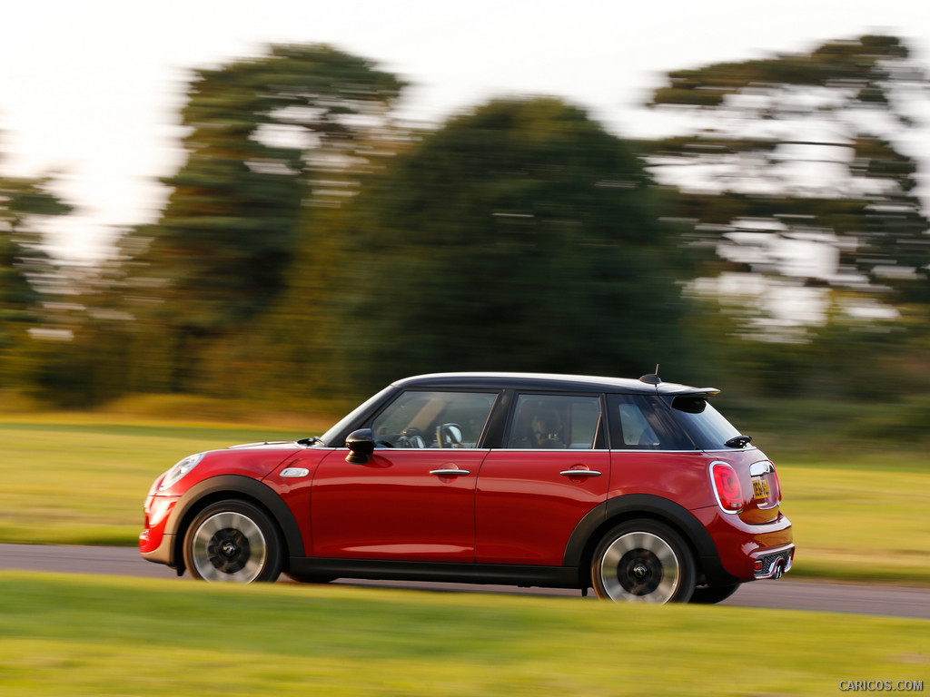 2015 MINI Cooper S 5-Door  - Side