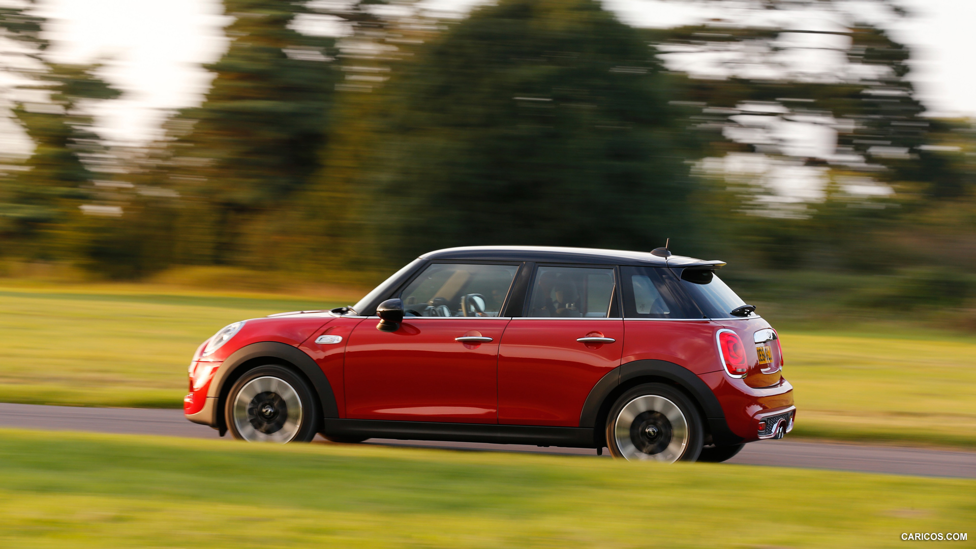 2015 MINI Cooper S 5-Door  - Side, #79 of 169