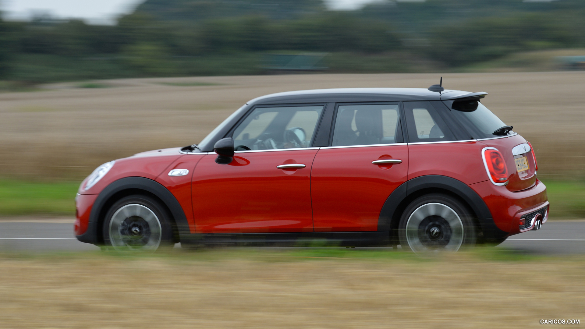 2015 MINI Cooper S 5-Door  - Side, #80 of 169