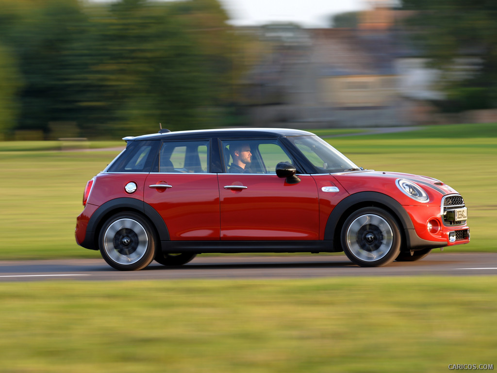 2015 MINI Cooper S 5-Door  - Side