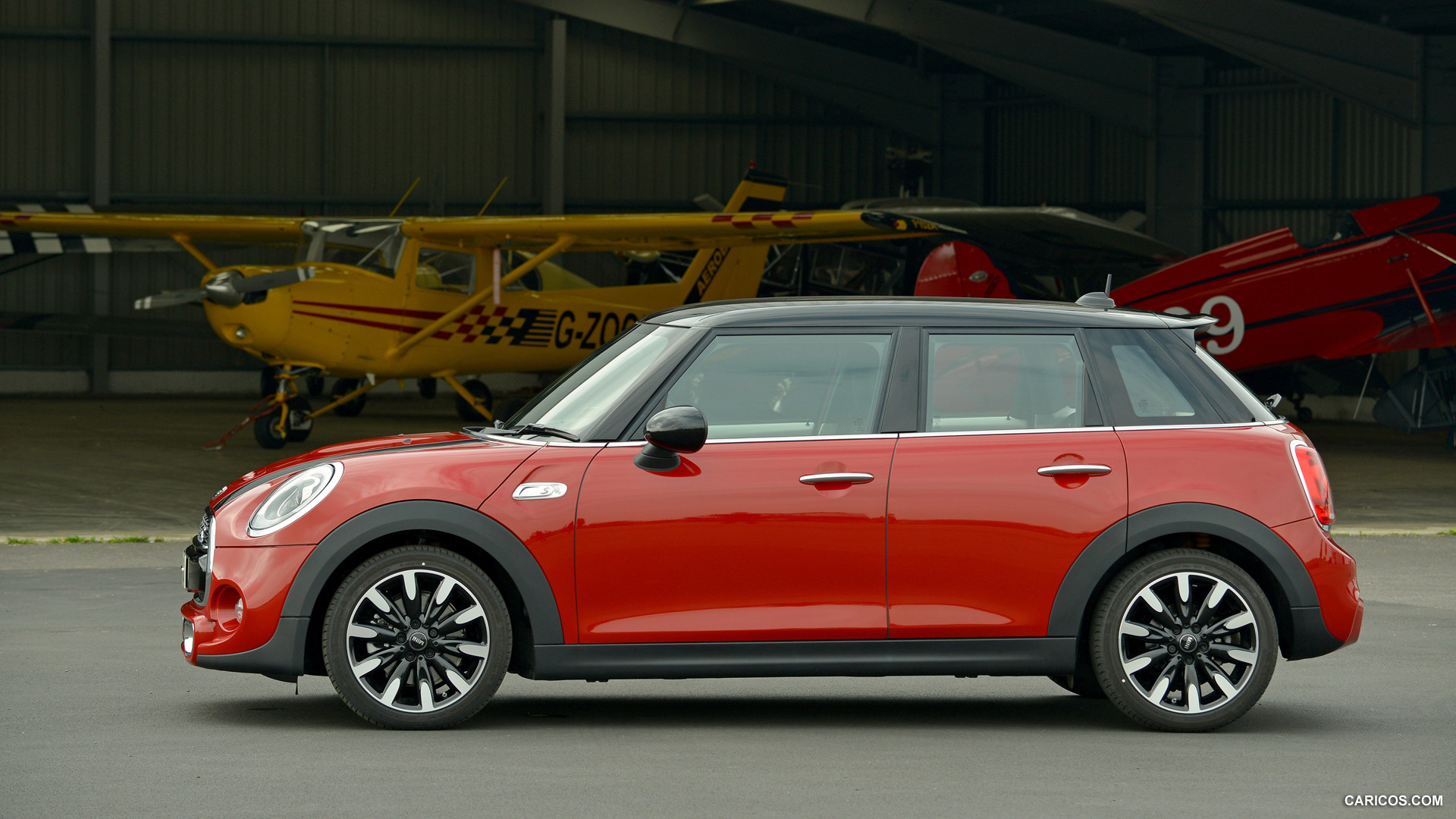 2015 MINI Cooper S 5-Door  - Side, #89 of 169