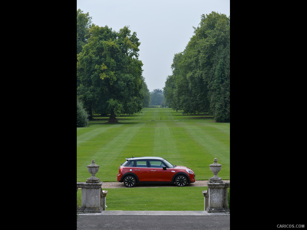 2015 MINI Cooper S 5-Door  - Side