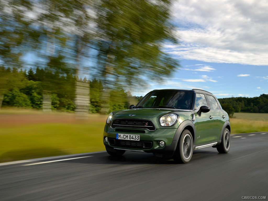 2015 MINI Cooper S Countryman  - Front