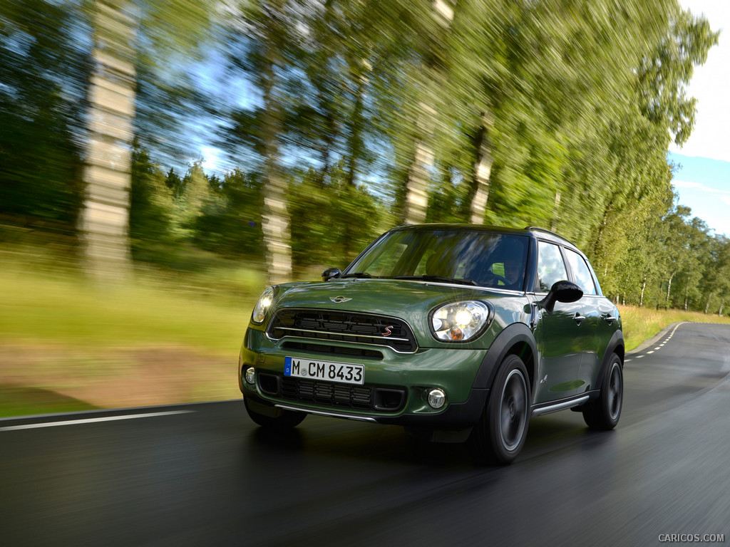 2015 MINI Cooper S Countryman  - Front