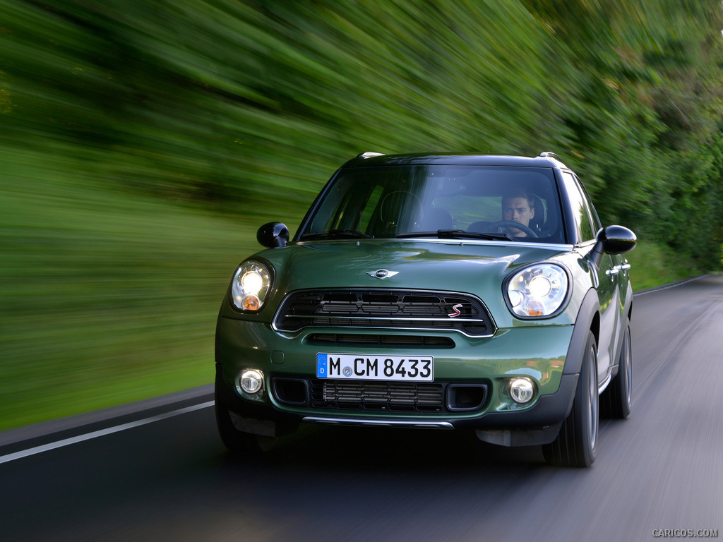 2015 MINI Cooper S Countryman  - Front