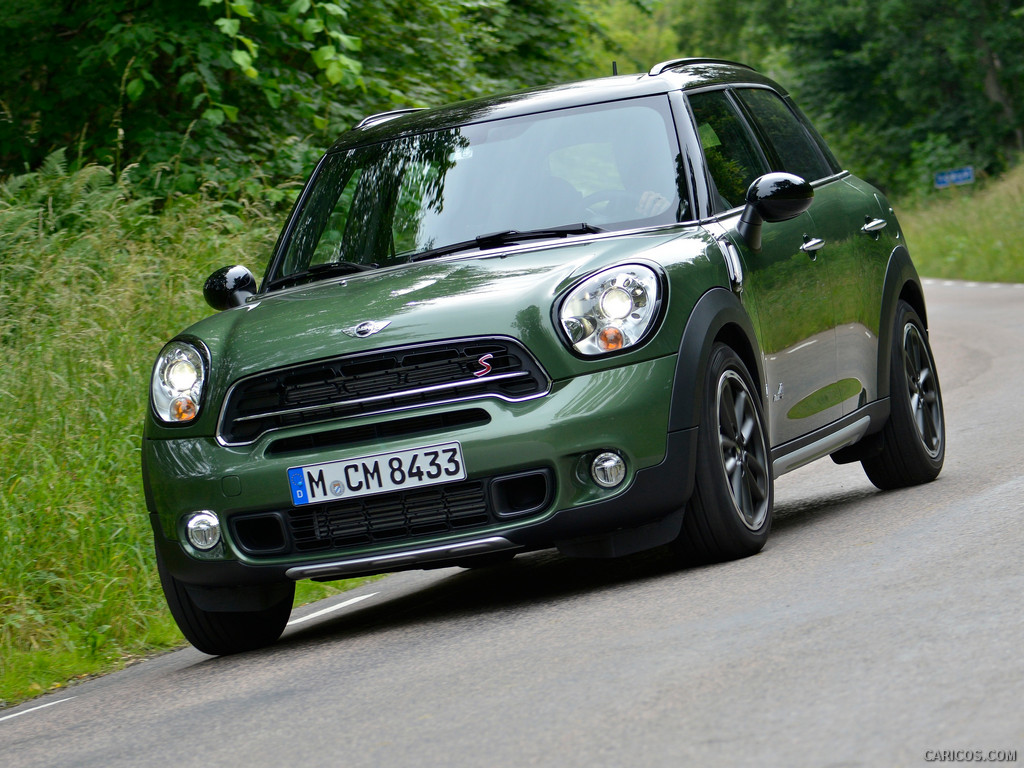 2015 MINI Cooper S Countryman  - Front